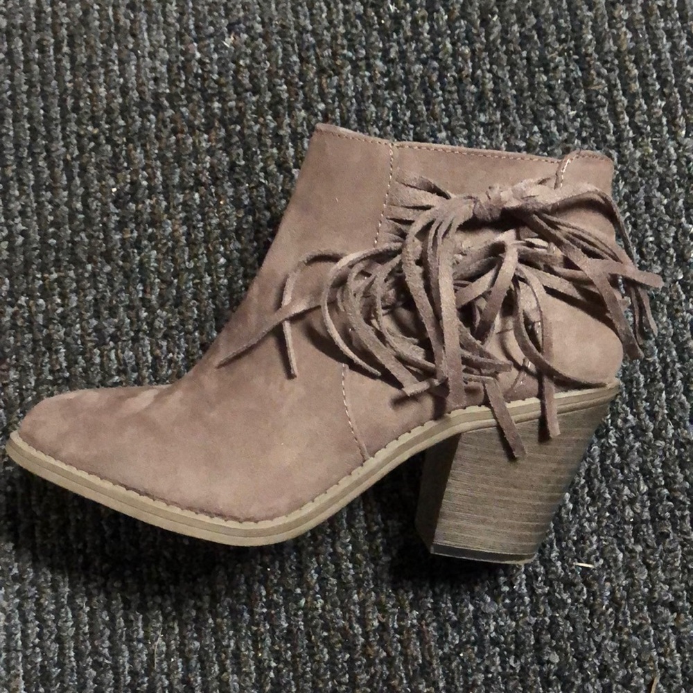 Brown/ Taupe booties